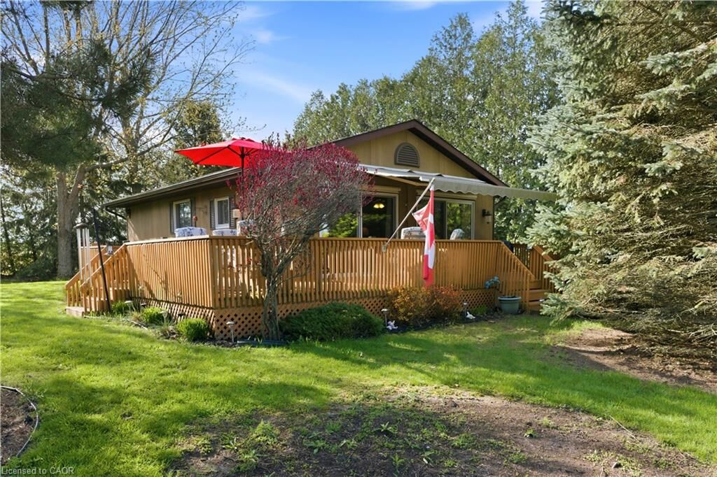 Property Photo:  71738 Old Cedarbank Lane  ON N0M 1N0 