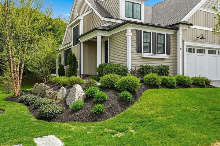 Property Photo:  11 Baiting Brook Rd 11  MA 01701 
