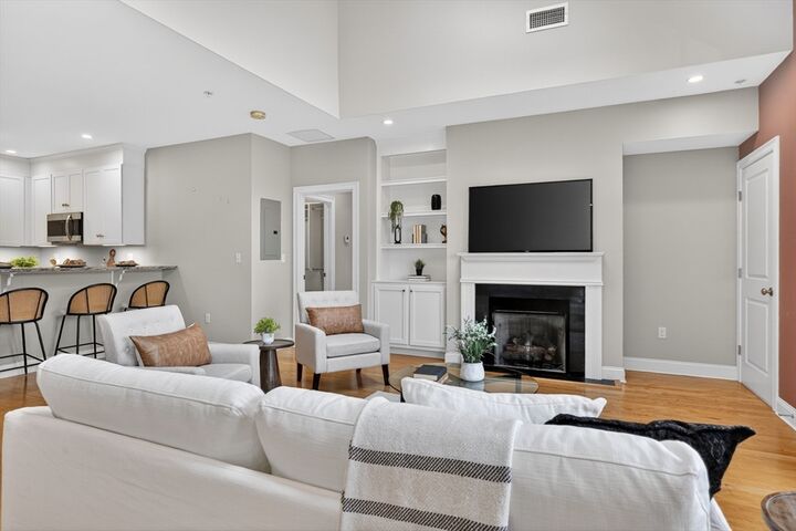 Property Photo:  2 Inwood Drive 3012  MA 01801 