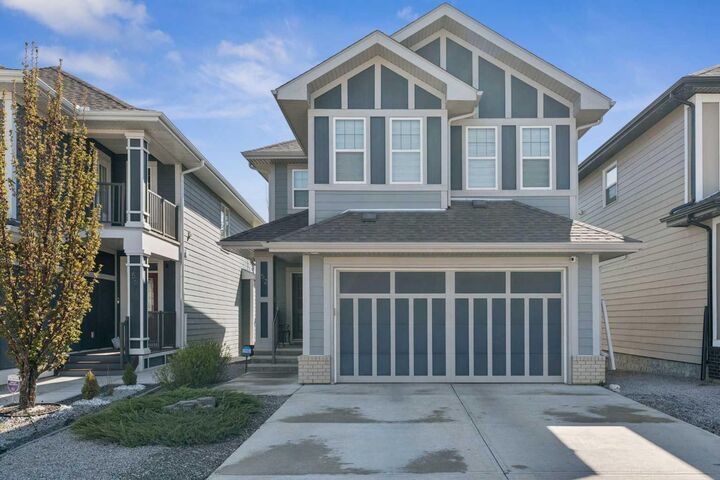 Photo de la propriété:  52 Mahogany Way SE  AB T3M 1N5 