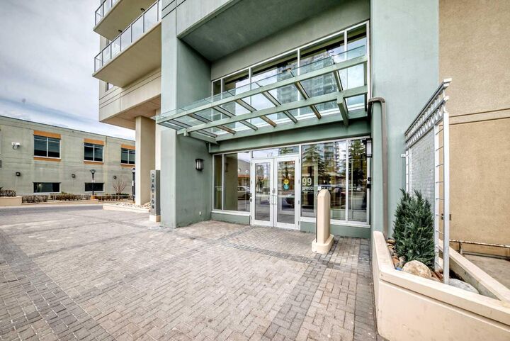 Property Photo:  99 Spruce Place SW 1905  AB T3C 3X7 