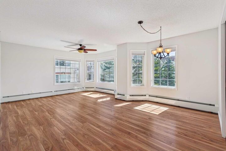 Property Photo:  1213 Sienna Park Green SW 1213  AB T3H 3N7 