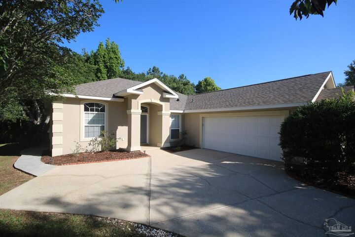 Property Photo:  5720 Callandar Pl  FL 32583 