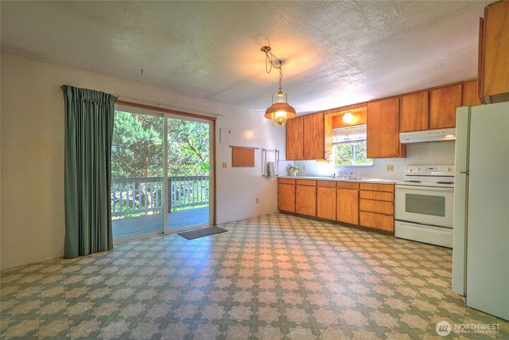 Property Photo:  11610  20th Street NE  WA 98258 
