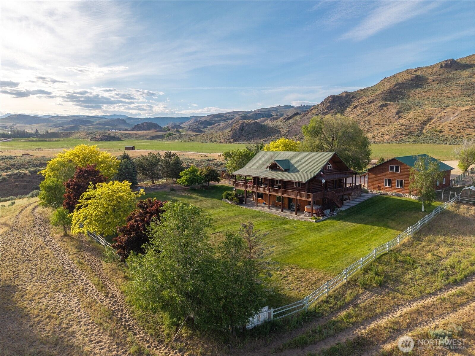 Property Photo:  112  Pine Creek Road  WA 98855 