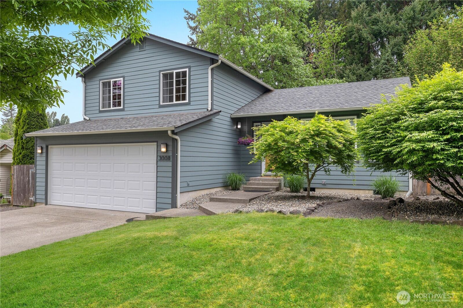 Property Photo: 3008 Applehill Court NE WA 98506