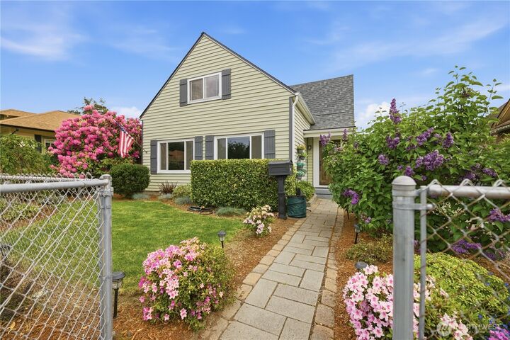 Property Photo:  3631 E I Street  WA 98404 