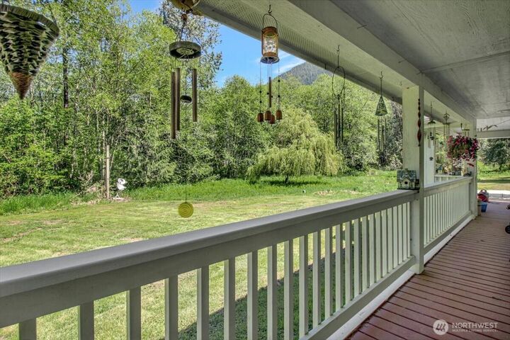 Property Photo:  21103  252nd Street NE  WA 98223 