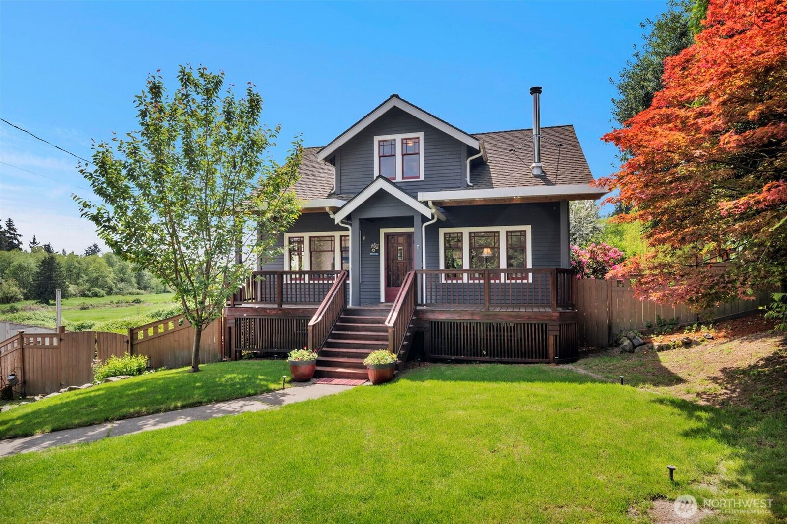 Property Photo:  5829 S 2nd Avenue  WA 98208 