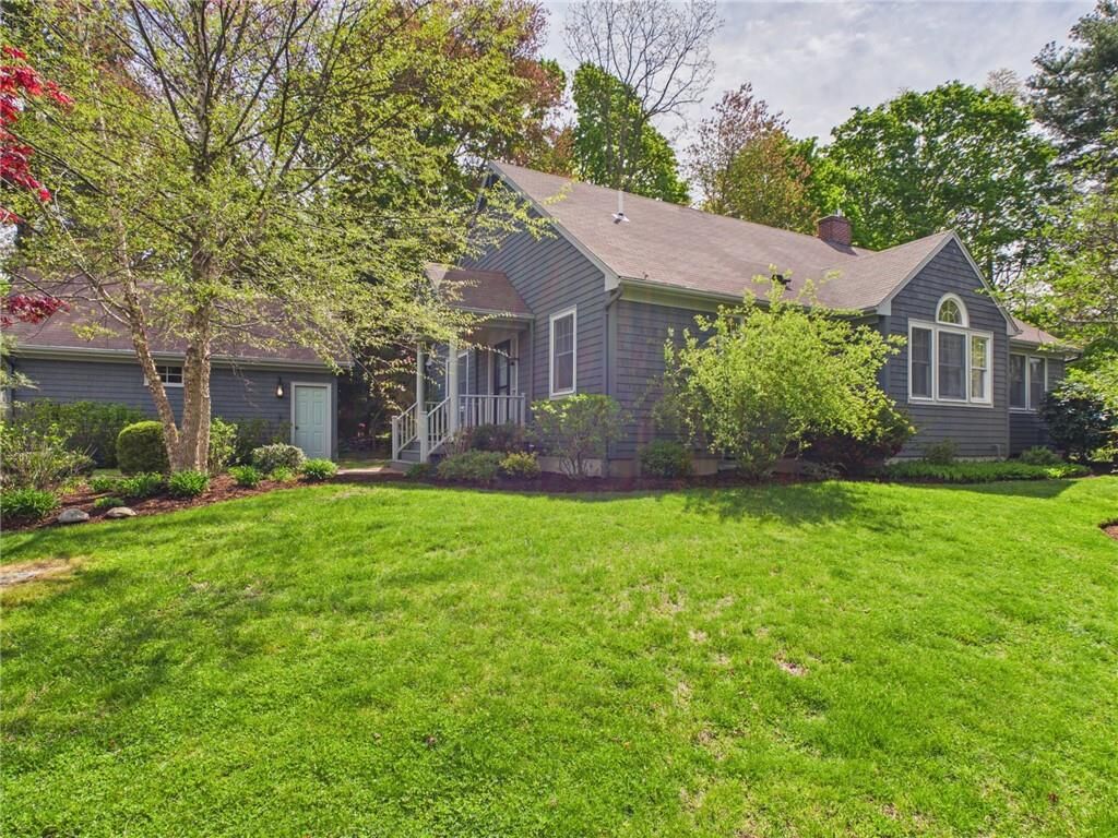 Property Photo:  30 Forest Road W  RI 02809 