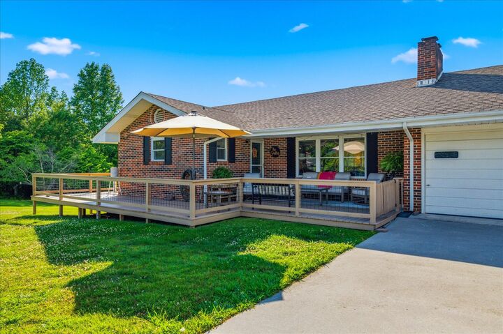 Property Photo:  145 County Road 550  TN 37303 