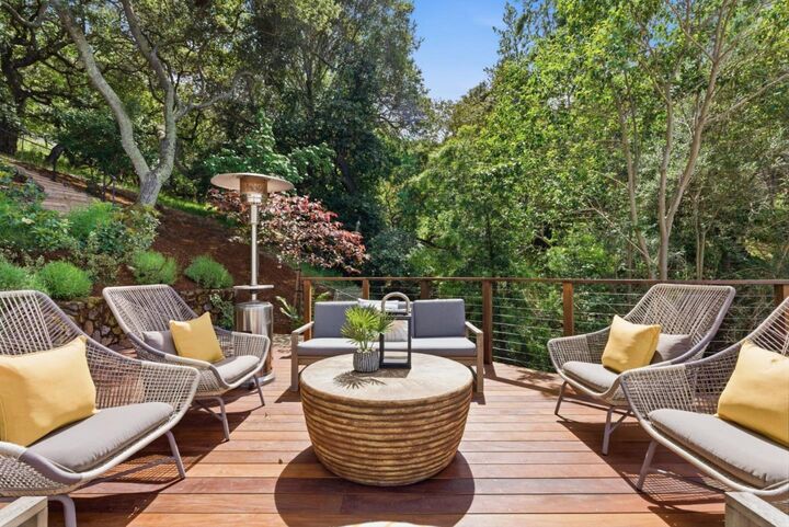 Property Photo:  2884 Roland Avenue  CA 94070 