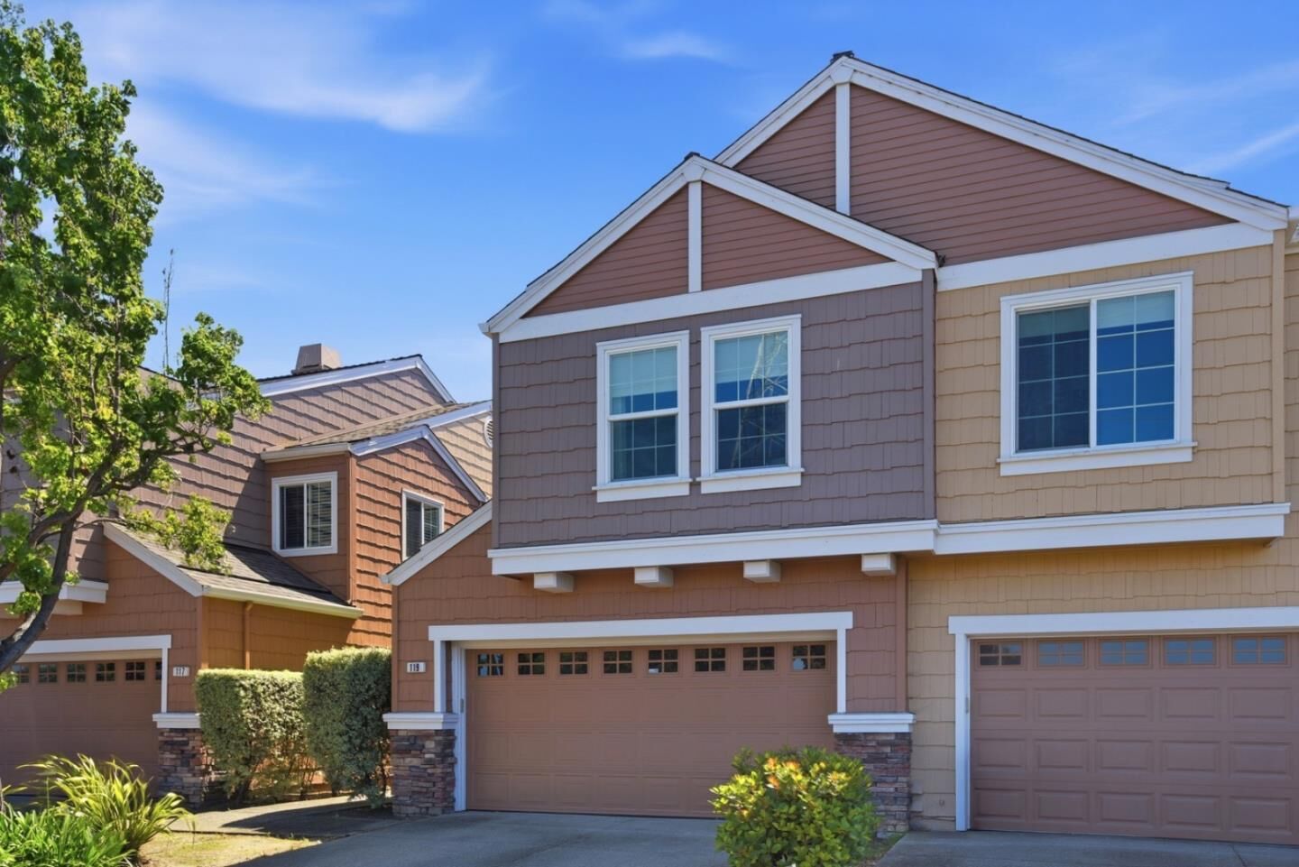 Property Photo:  119 Positano Circle  CA 94065 