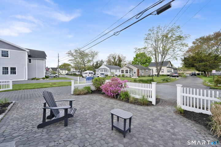 Property Photo:  96 Chalker Beach Road  CT 06475 