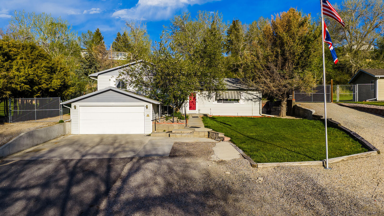 Property Photo: 70 Upper Clear Creek Road WY 82834