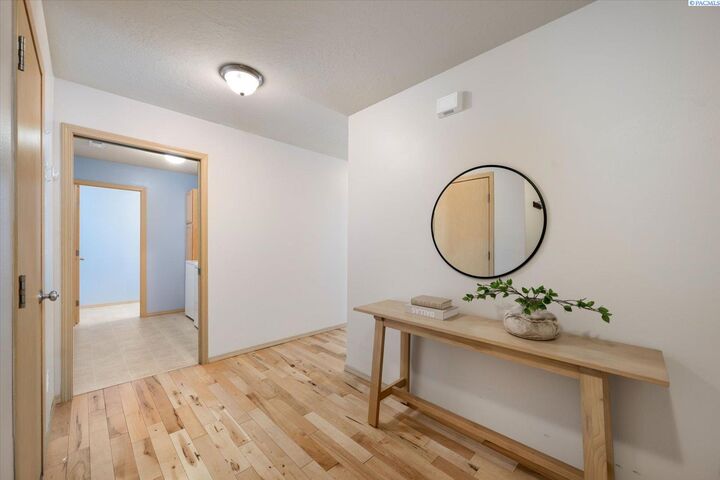 Property Photo:  2553 Jason Loop  WA 99352 