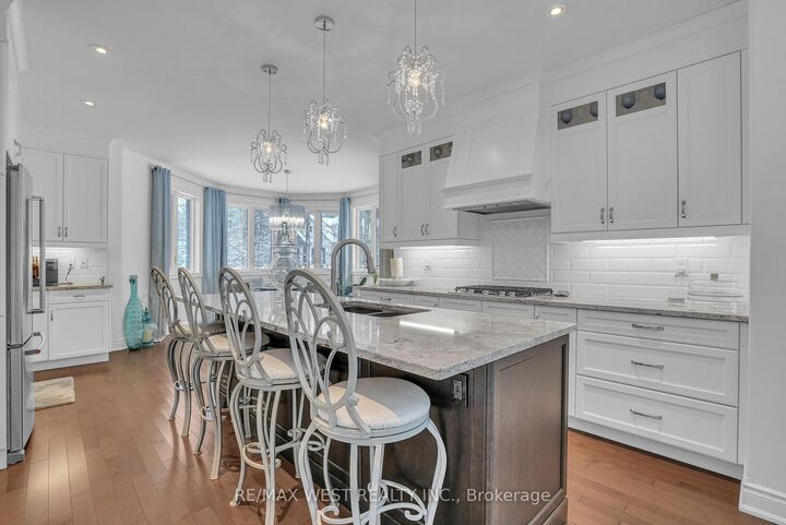 Property Photo: 2 Sycamore Circle ON L0L 2K0