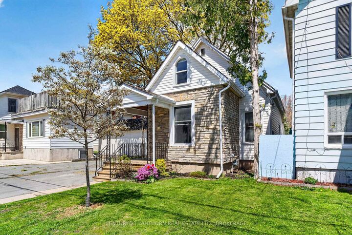 Property Photo: 23 Jenkins Street ON K7K 1N4