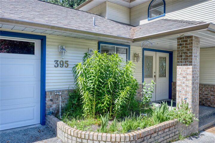 Property Photo: 395 Woodley Rd BC V9G 1Y2