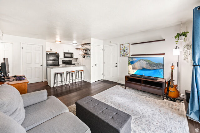 Property Photo:  1205 E Waterside Cv S 23  UT 84047 