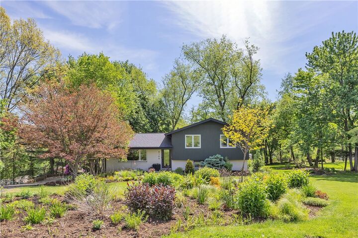 Property Photo:  4104 Buckboard Trl  PA 15101 