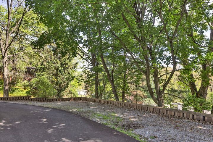 Property Photo:  4104 Buckboard Trl  PA 15101 