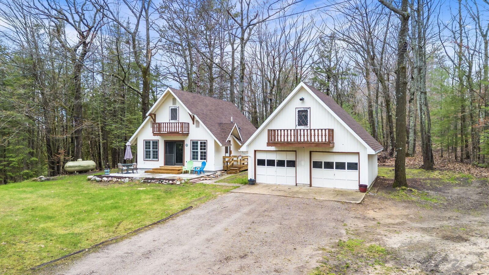 Property Photo: 48 Sturgeon Bay Road MI 49749