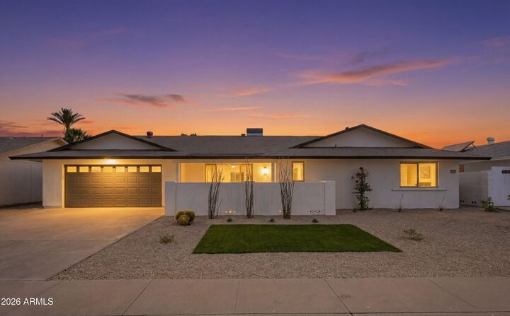 Property Photo:  19430 N Willowcreek Circle  AZ 85373 
