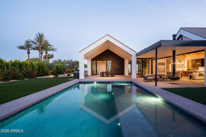 Property Photo: 6840 E Avenida El Alba Avenue AZ 85253
