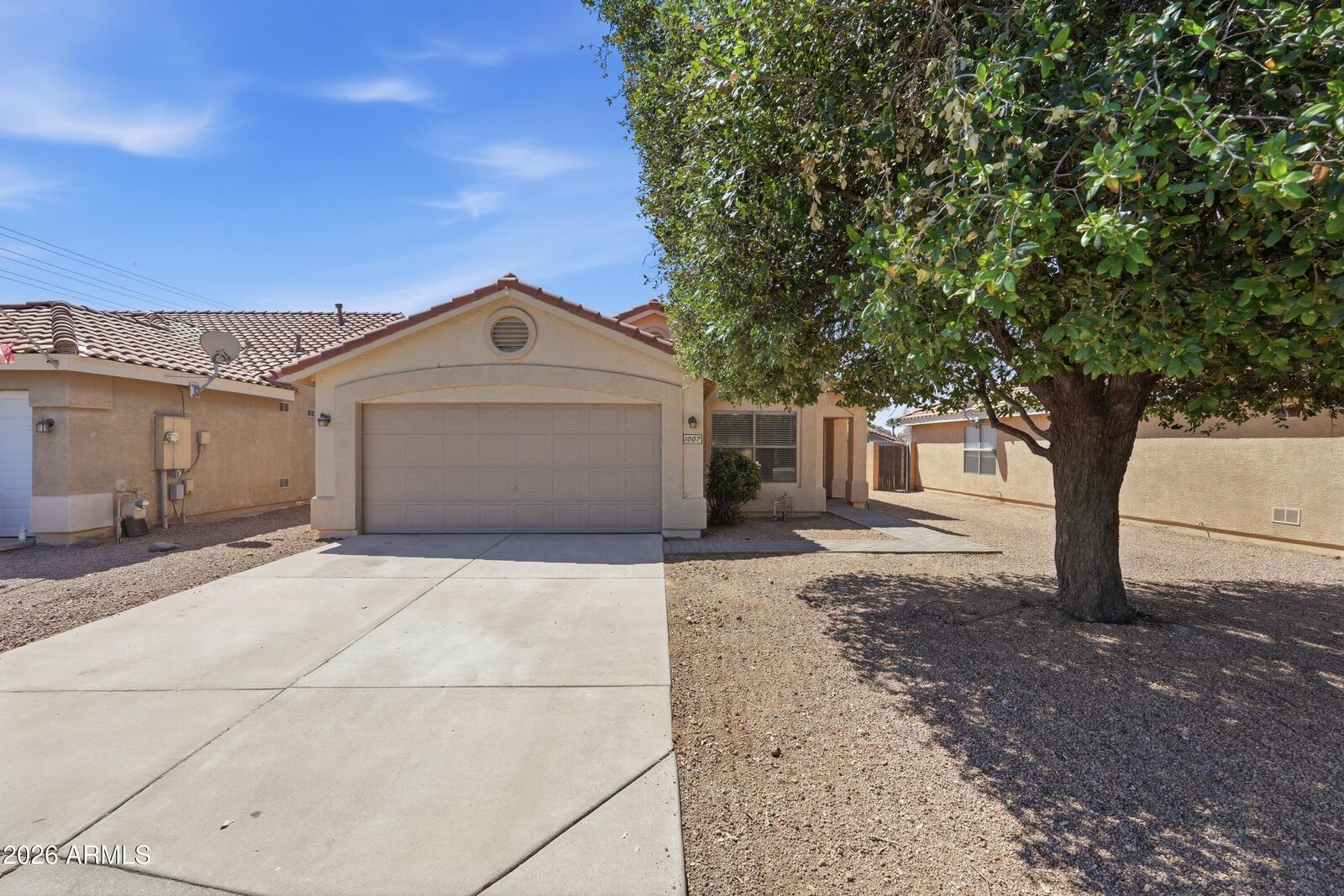 Property Photo:  1007 S Slater Circle  AZ 85206 