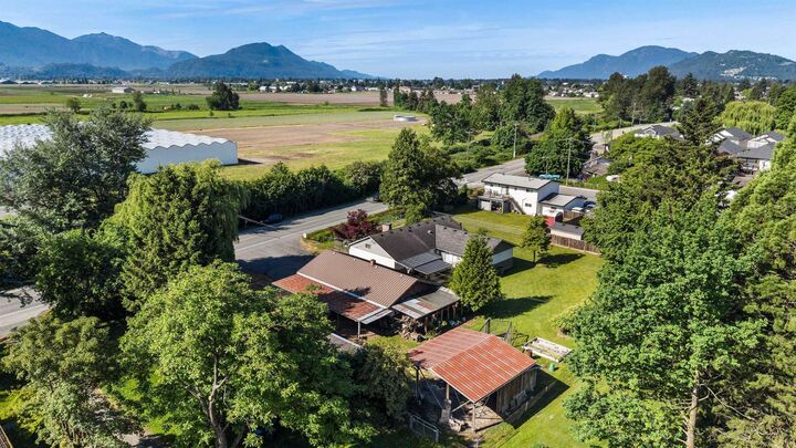 Property Photo: 47123 First Avenue BC V2P 8B6