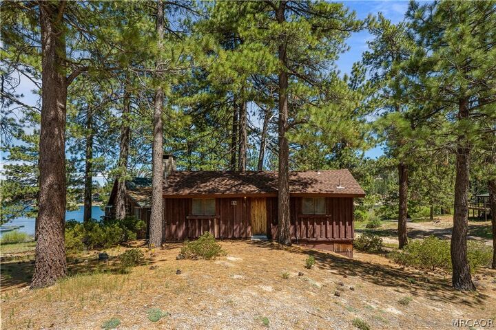 Property Photo: 37 Keystone Point Road CA 92315