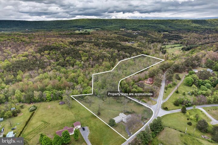 Property Photo: 7051 Winchester Grade Road WV 25411
