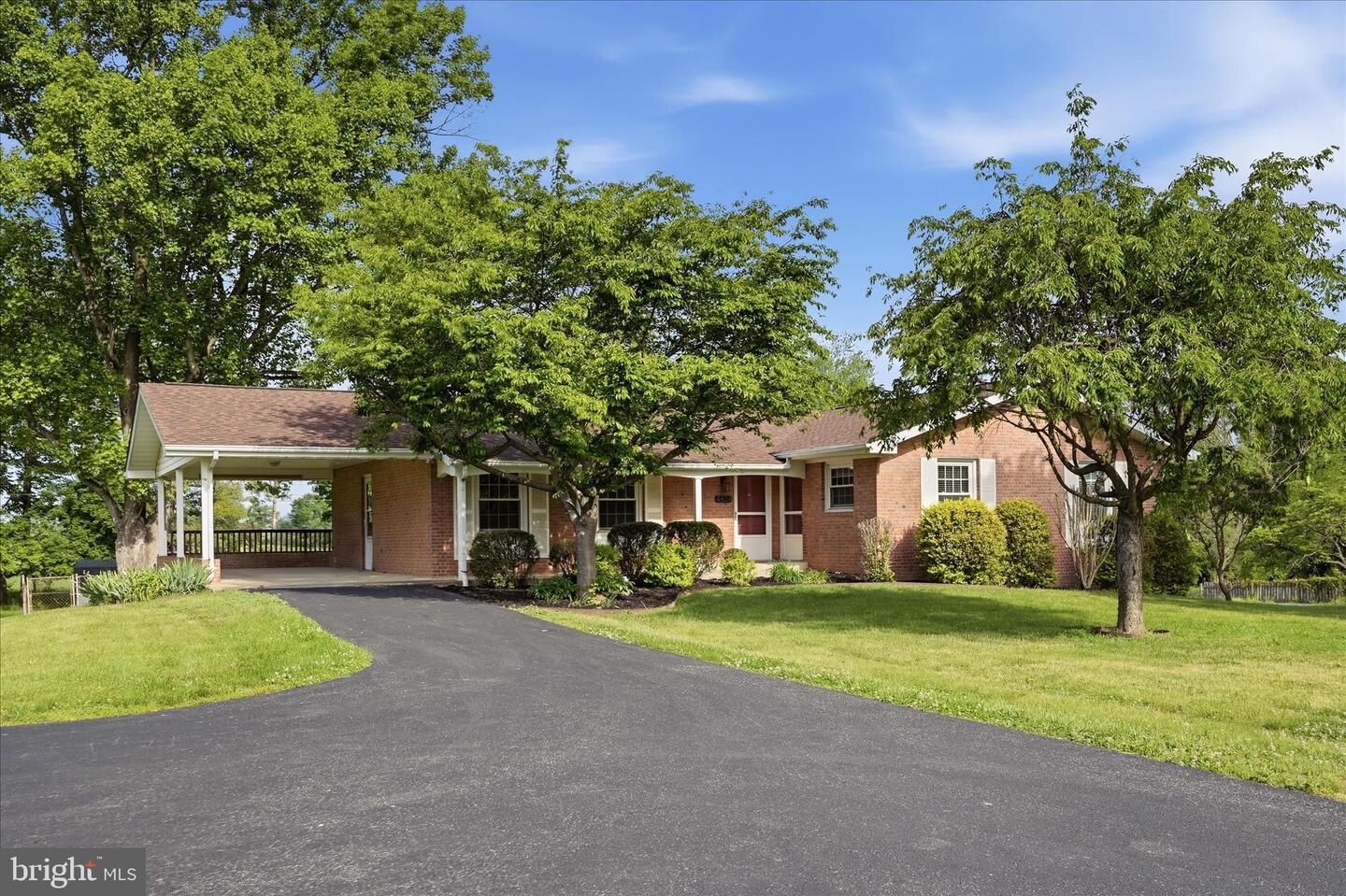 Property Photo: 4838 Valley Pike VA 22655