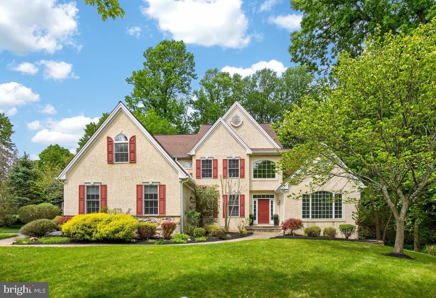 Property Photo: 28 Cherry Farm Lane PA 19382