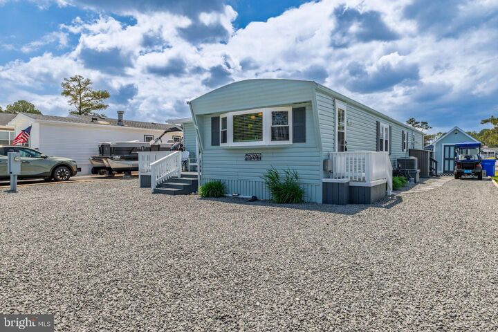 Property Photo: 26279 W Mallard Road DE 19966