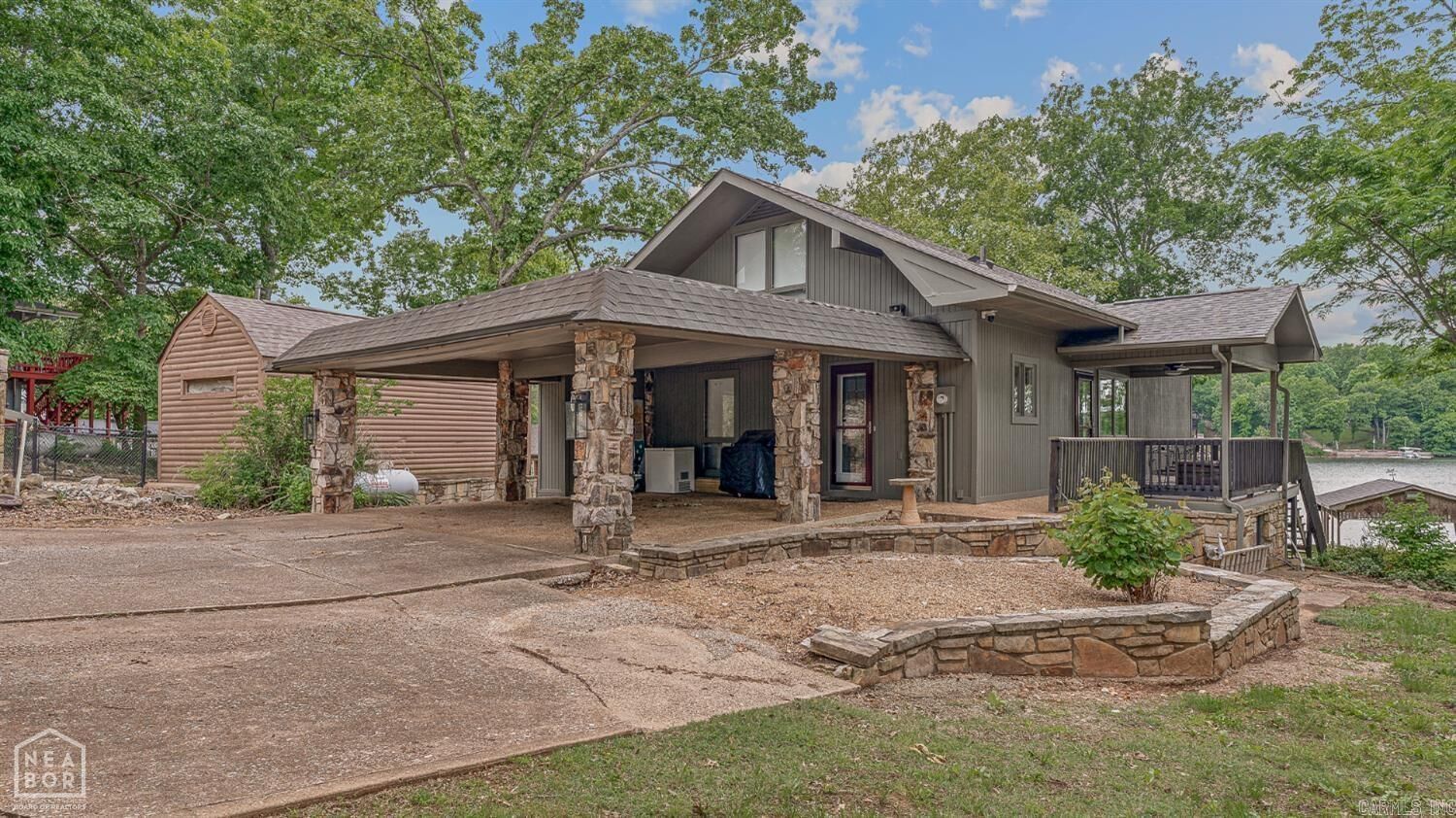 Property Photo:  176 E Lakeshore Drive  AR 72529 