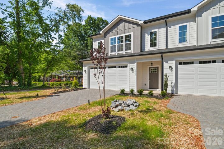 Property Photo: 1701 Byrum Street NC 28216