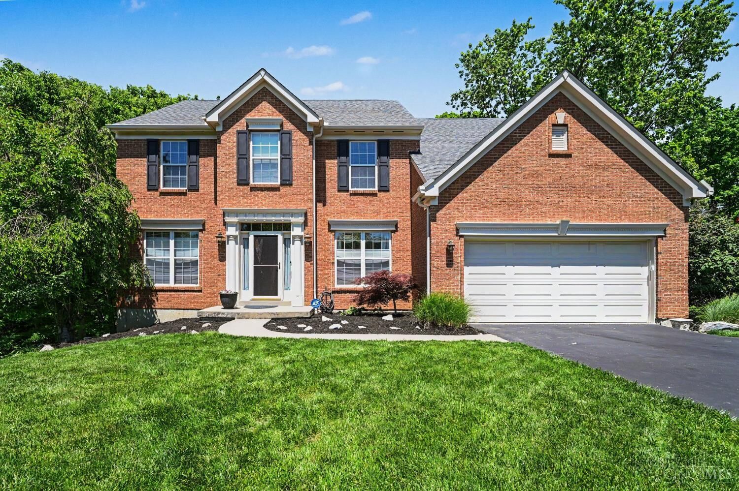Property Photo: 1106 Springridge Court OH 45150