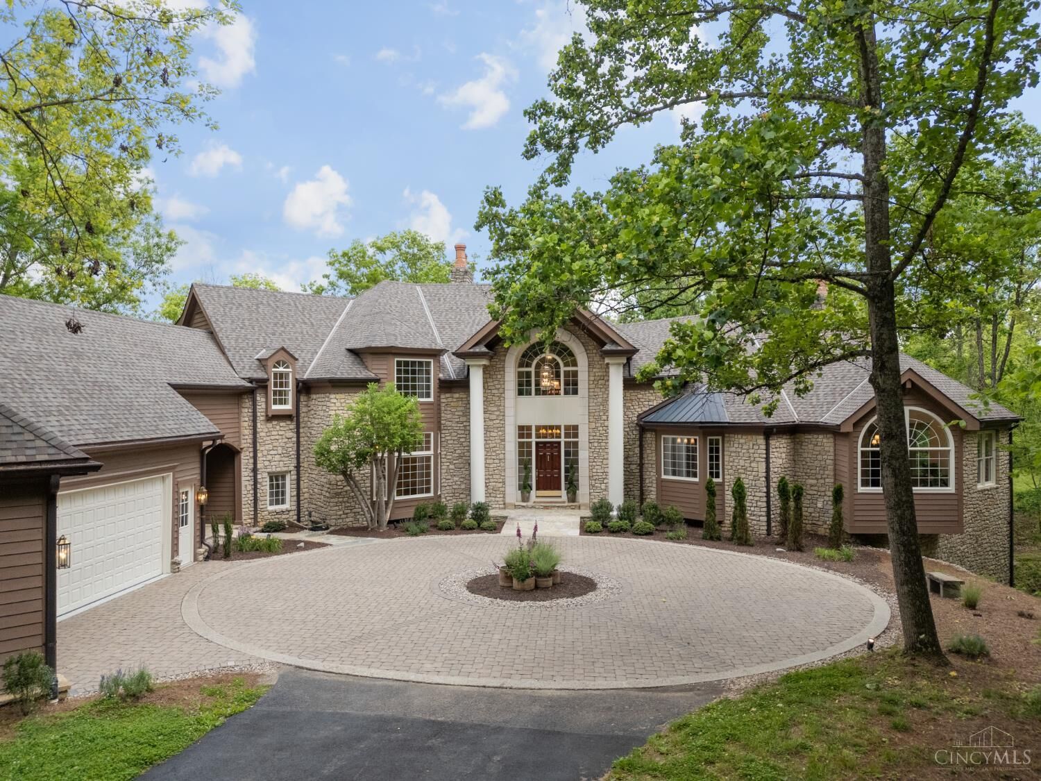 Property Photo:  8690 Hopewell Road  OH 45242 