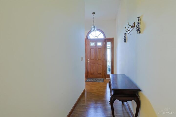 Property Photo:  313 Sharon Court  OH 45042 