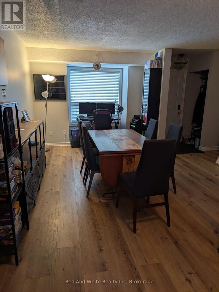 Property Photo:  1920 Culver Drive 4  ON N5V 4P4 