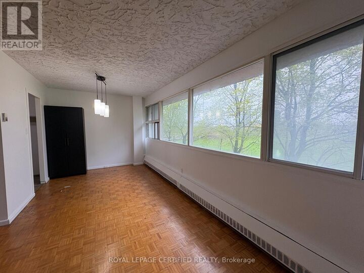 Property Photo:  735 Don Mills Road 202  ON M3C 1T1 