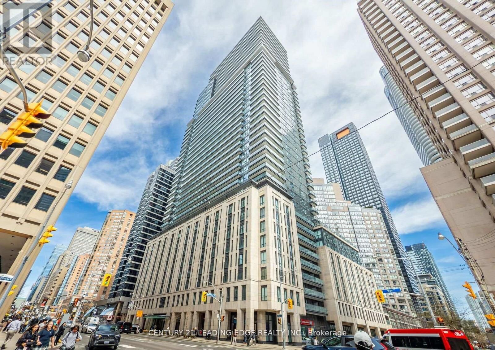 Property Photo:  955 Bay Street 913  ON M5S 0C6 