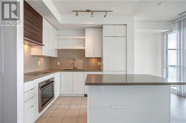 Property Photo:  59 Annie Craig Drive 1605  ON M8V 0C5 