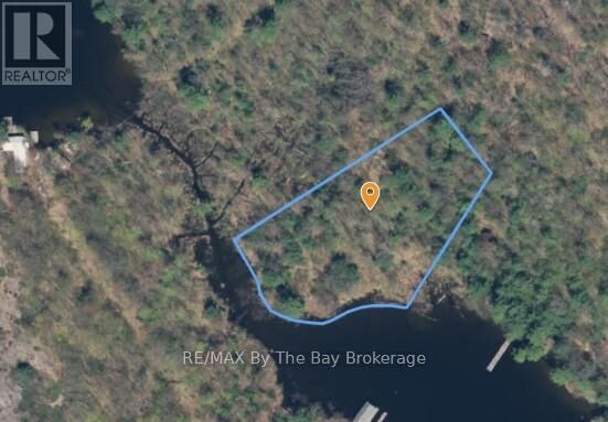 458 Is 180 Severn River — photo 1