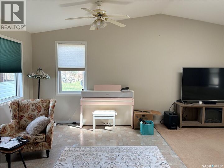 Property Photo:  62 Main Street  SK S0J 1M0 