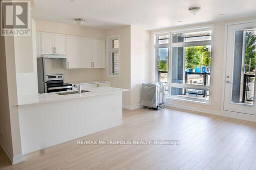 Property Photo:  11 Chiffon Street  ON L4L 1V8 