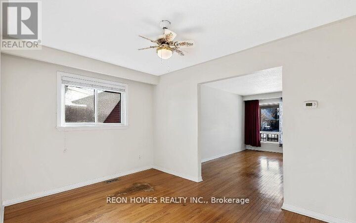 Property Photo:  557 Morrish Road (Main)  ON M1C 1G2 