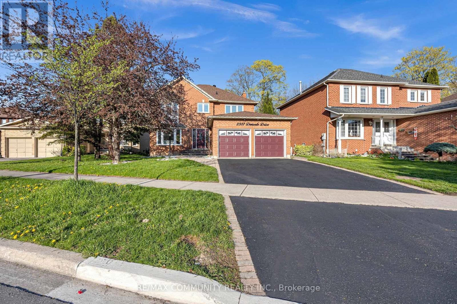 Property Photo:  2387 Denvale Drive  ON L1X 2H6 